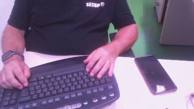 me__slave live from Italy