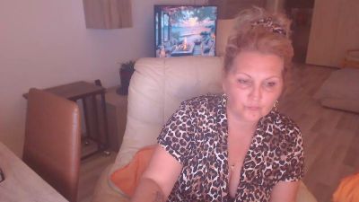 medeeahot live from United Kingdom
