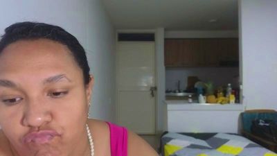 miajoseph_ live from Colombia