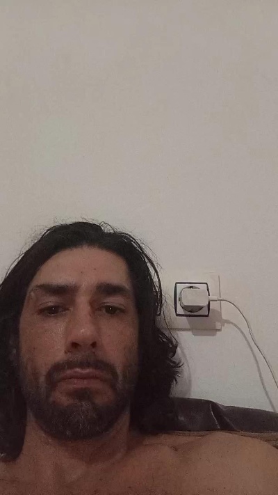 moren67 live from Spain