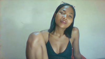 yrinah1 live from Madagascar